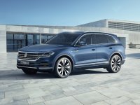 Volkswagen "Touareg" III 5D Utility '2018- #8643 ЗП ТЗ ДД (камера)